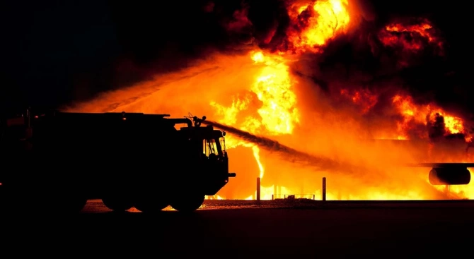 Горският пожар избухнал в неделя в Бебженския национален парк в
