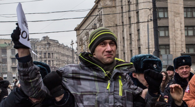 Руска медия: Идват протести на озверели мъжаги
