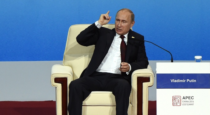 Путин към управници: Карайте по дупките!