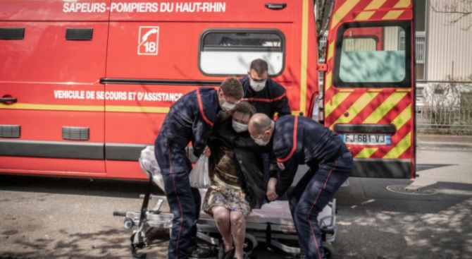 Във Франция още 218 души починаха за последните 24 часа