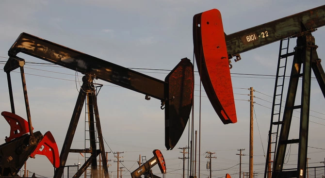 В петък петролните цени опитват да стабилизират следвайки силното възходящо