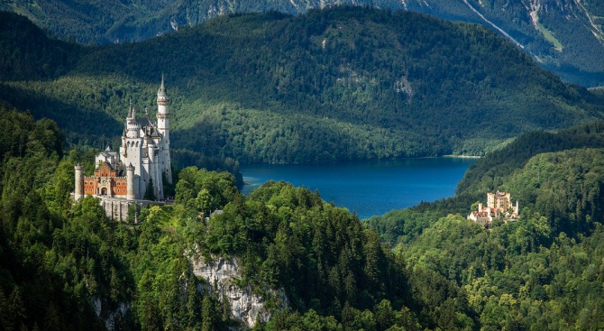 Южната германска провинция Бавария частично ще съживи туризма в края