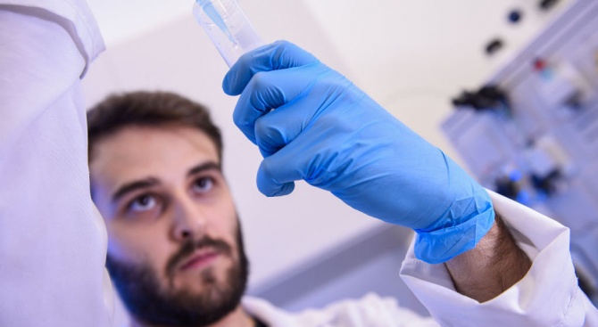  Италия сполучливо тества ваксина против ковид върху мишки 