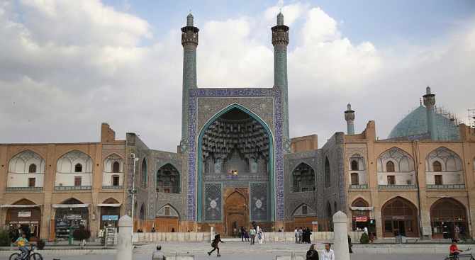 От утре - всички джамии в Иран отварят