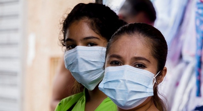 Пандемията от COVID-19 е накарала около 25 000 венецуелски мигранти