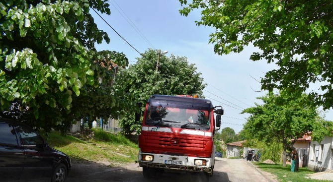  Дезинфекцираха улиците в разградското село Ясеновец 