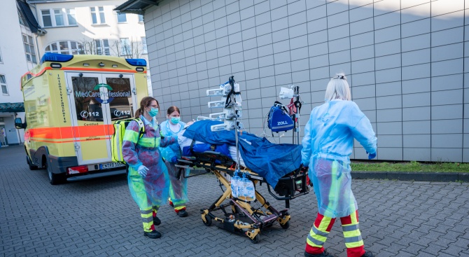 Над 600 нови заразени и 57 починали от COVID-19 в Германия за денонощие