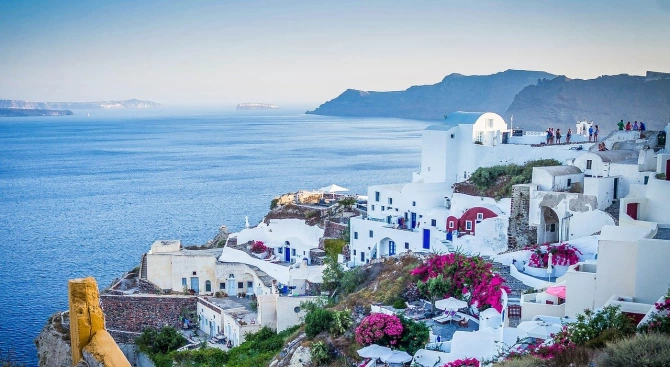 Кметове на няколко гръцки острова са готови от юни да