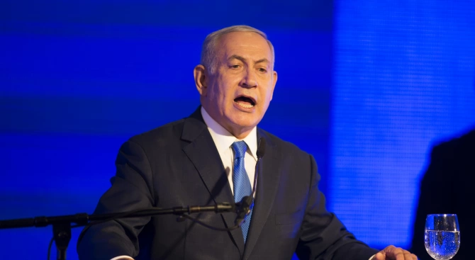Израелският премиер Бенямин Нетаняху представи днес новото си правителство на единството в