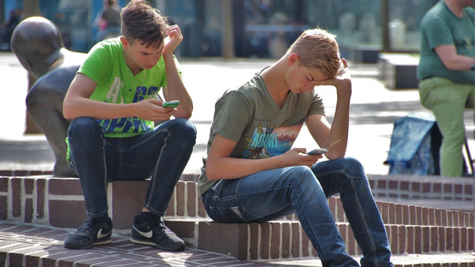 СЗО: Нараства броят на юноши с лошо психично здраве