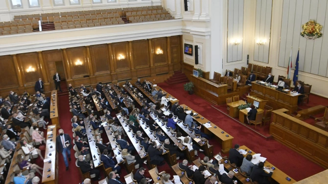 Народното събрание прие декларация относно административно териториалната реформа в Република Украйна и защитата