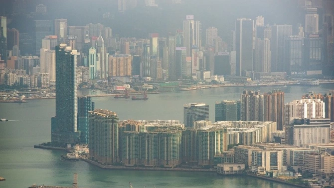 Китай предаде жителите на Хонконг така че Западът трябва да