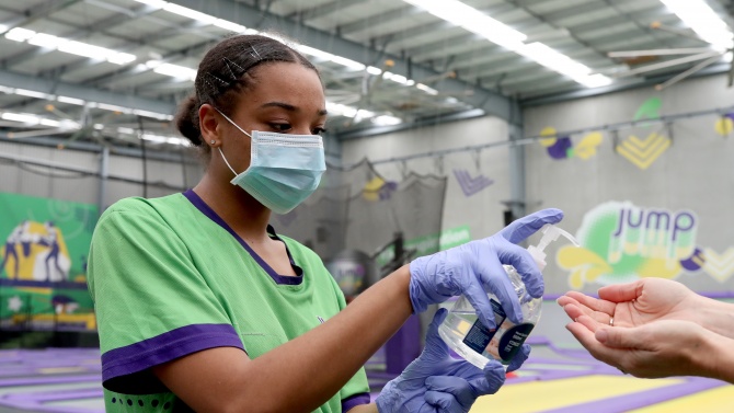 Бразилия регистрира 1039 смъртни случая от коронавирус за 24 часа,