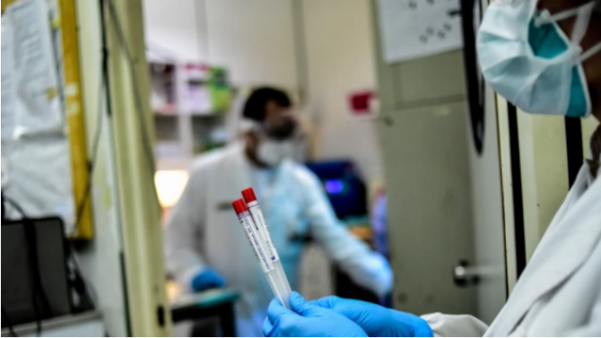 Девети пореден ден под 100 смъртни случая от коронавируса във Франция 