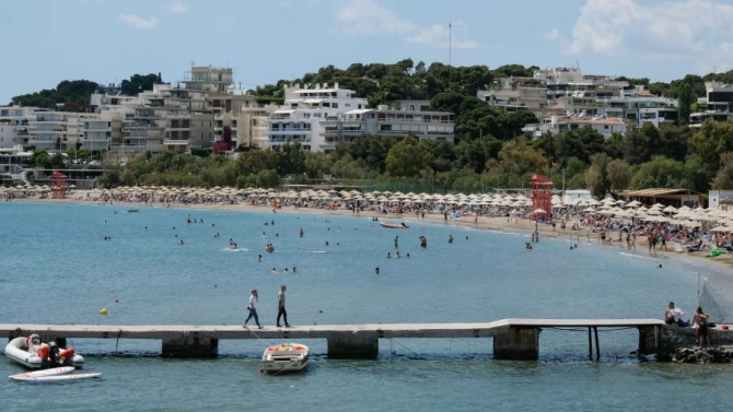 Само половината от целогодишните хотели в Гърция смятат да отворят