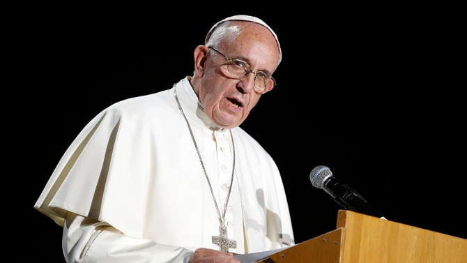 След пандемията папата призова човечеството да протегне ръка на бедните