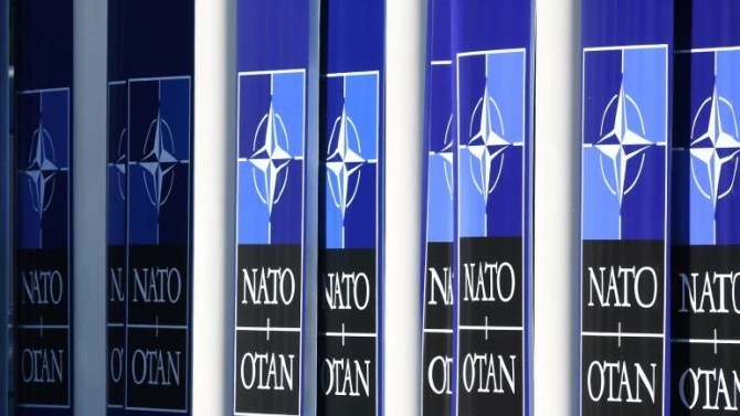 НАТО навлезе в по тясно партньорство с Украйна като днес й