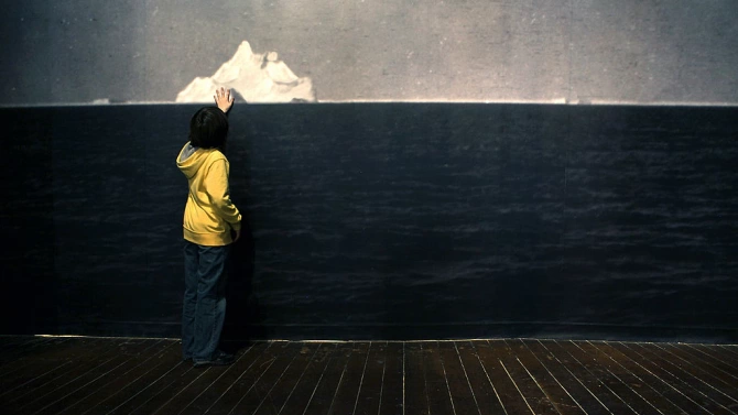 Снимка на айсберга потопил Титаник направена от преминаващ кораб два