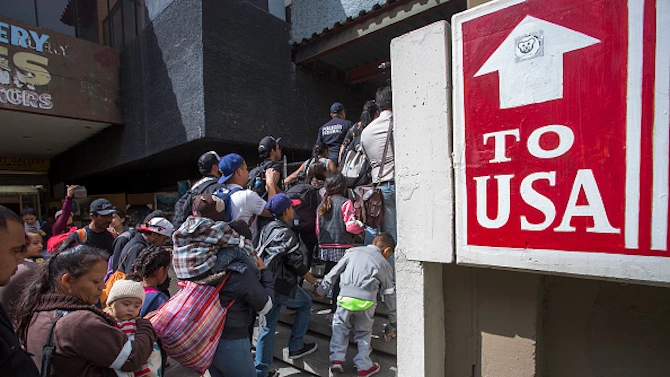 Мексико и САЩ удължиха с 30 дни ограниченията за маловажни
