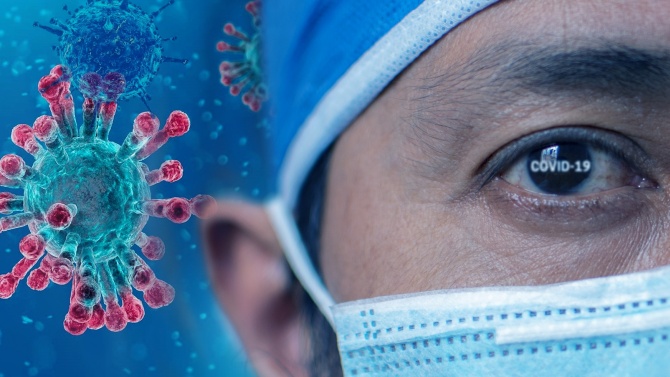 Вирусолог: Коронавирусът не си е отишъл