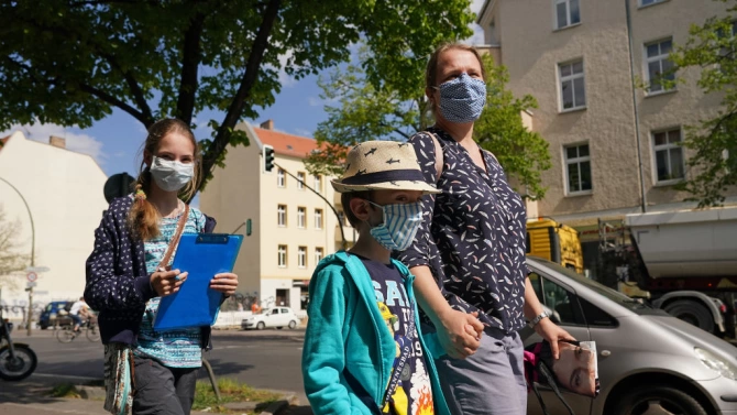 Сръбският кризисен щаб за борба с коронавируса въведе нови ограничения
