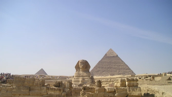 Египетските музеи и прочутите пирамиди в Гиза са отворени отново