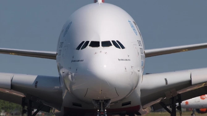 Самолетостроителният гигант Еърбъс Airbus ще освободи свои 3 378 служители