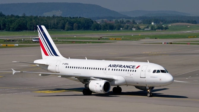 Ер Франсе Air France и дъщерното дружество на авиокомпанията Air