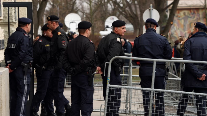 Полицията в Австрия съобщи че е задържала 47 годишен руски гражданин