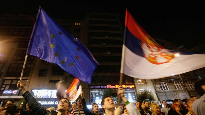 Третият ден на антиправителствени демонстрации в сръбската столица Белград започна