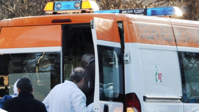 8 годишно дете е настанено в болница в Бургас след пътен