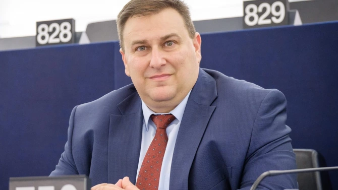 Членове на Европейския парламент сред които и българският евродепутат от