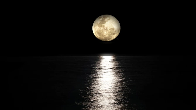 Луната преминава на празен ход от 06 22ч до 08 20ч Луната