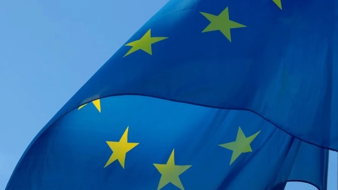 ЕС подкрепя икономическото възстановяване във всички държави членки като инвестира