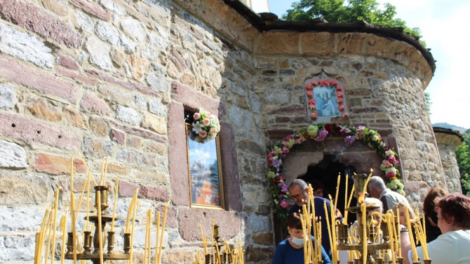 Манастир „Св. пророк Илия“ в Тетевен отбеляза своя храмов празник