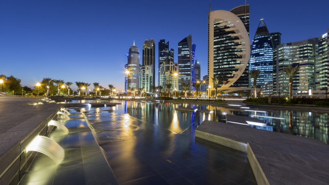Катар разхлаби ограниченията за пътуване, предназначени за контролиране на новия