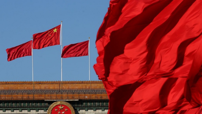 Китай съобщи, че САЩ са наредили да затвори консулството си