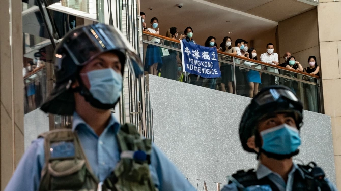 Великобритания ще прекрати днес своя договор за екстрадиция с Хонконг
