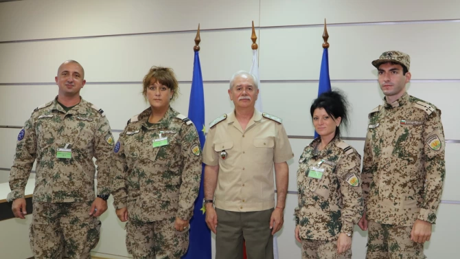 Пореден екип на Военномедицинска академия ВМА бе отличен от министъра