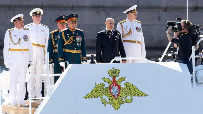 Руският военноморски флот достойно изпълнява най сложните задачи и безупречно служи