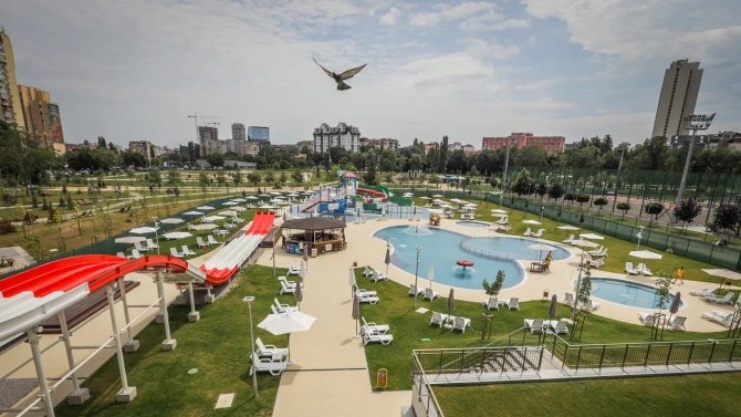 От днес работи аквапаркът в новия парк Възраждане в София