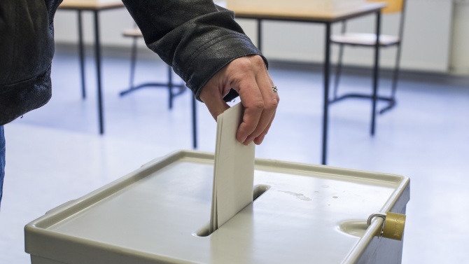  В Беларус започва предсрочно гласуване на президентските избори