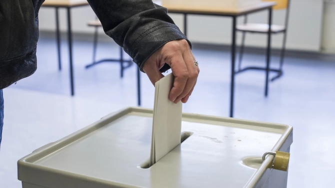 В Беларус днес започва предсрочно гласуване на президентските избори в