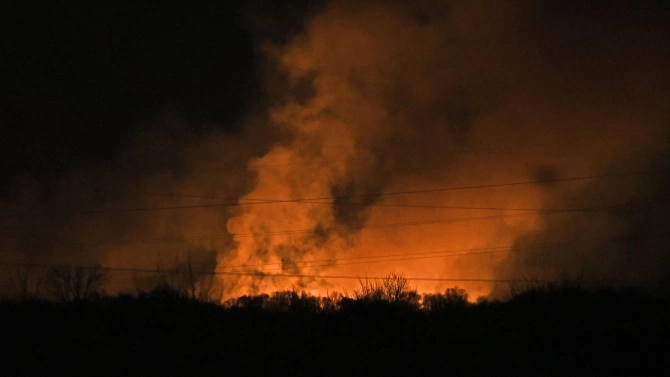 Пожар на голяма площ гори в района на община Любимец