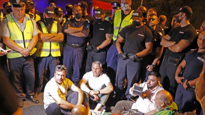 Установени са всички 40 участници в блокадата на магистрала Марица