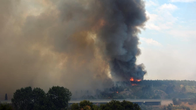 Военнослужещи от Българската армия се включиха в потушаването на пожари