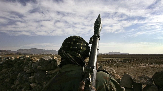Франция обяви че е поискала от афганистанските власти да не