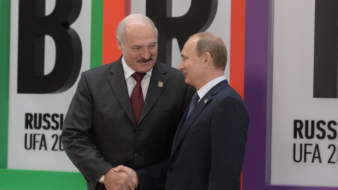 Подкрепата на Путин за Лукашенко не е сигурна