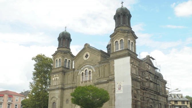 Стартира проектът за реставрация на катедрален храм Св св Кирил