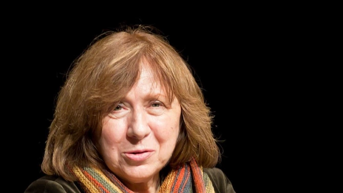 Беларуската писателка Светлана Алексиевич носителка на Нобеловата награда за литература